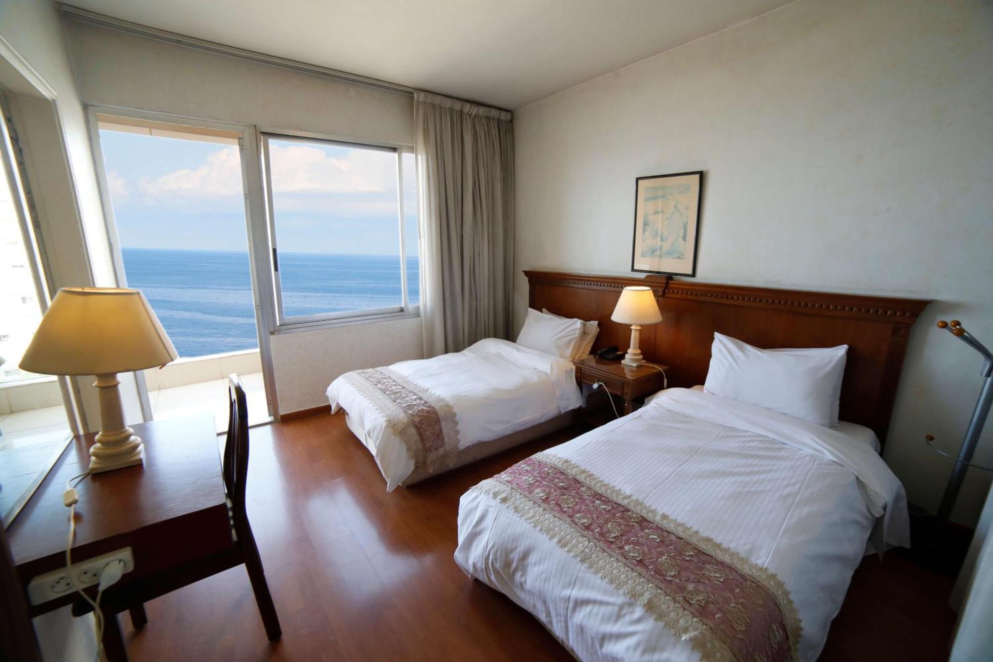 Holiday Home Suites Бейрут Екстериор снимка