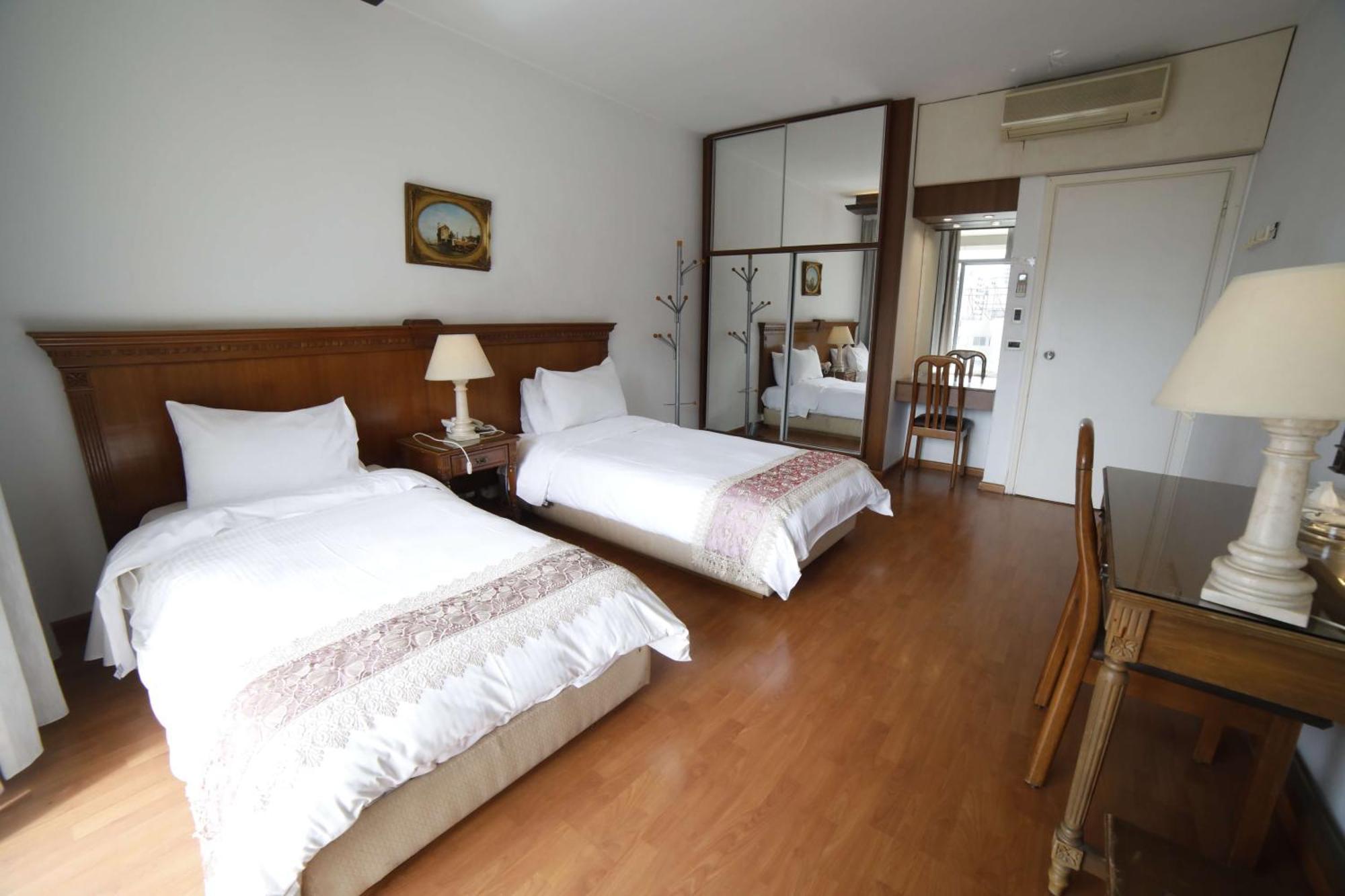 Holiday Home Suites Бейрут Екстериор снимка