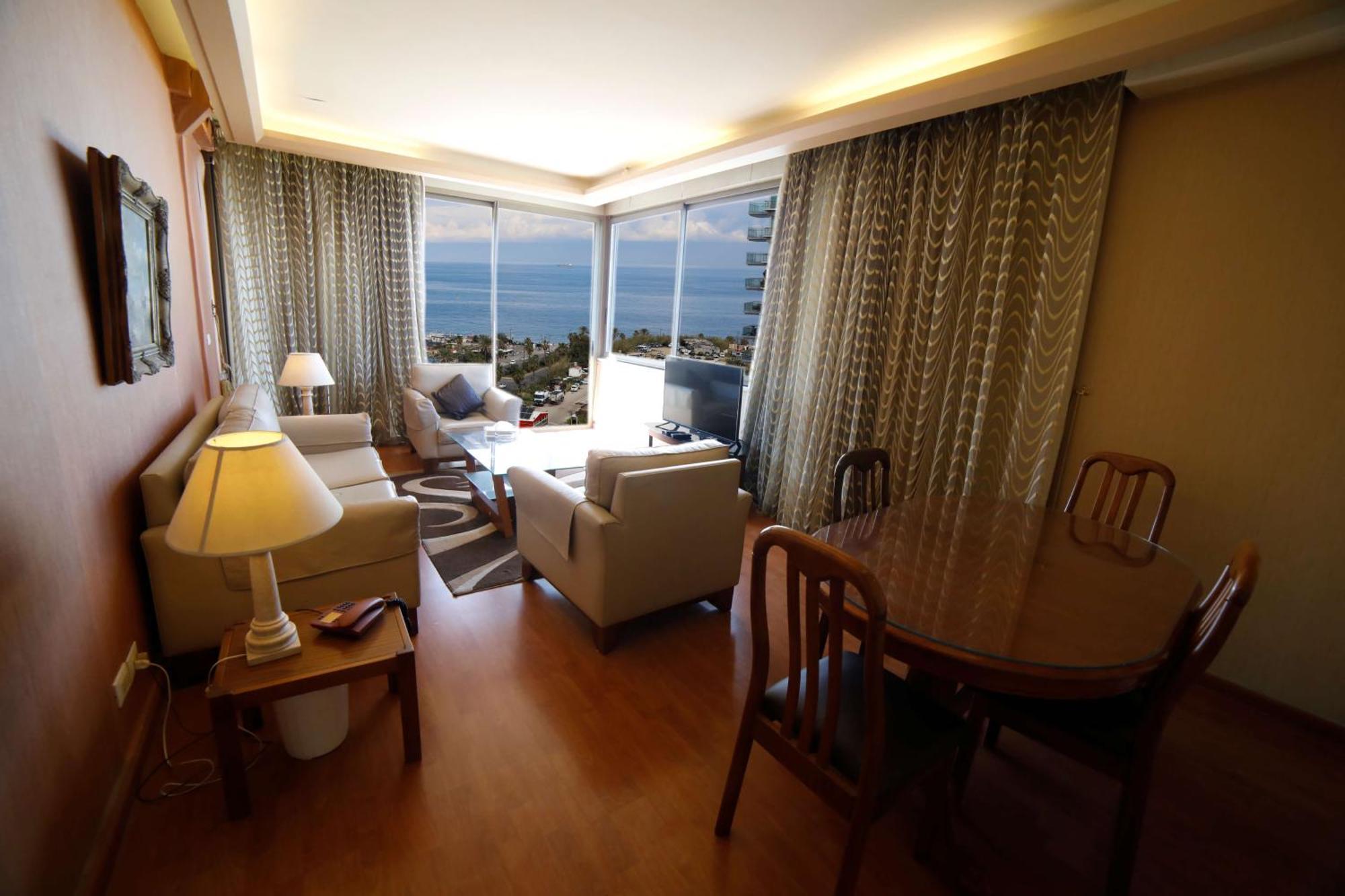 Holiday Home Suites Бейрут Екстериор снимка