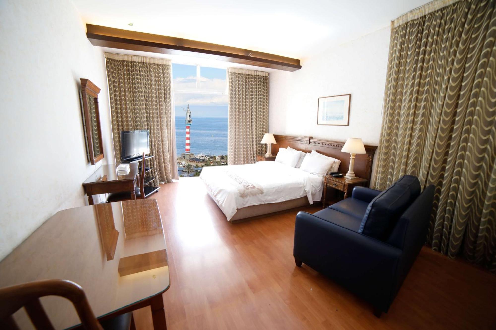 Holiday Home Suites Бейрут Екстериор снимка