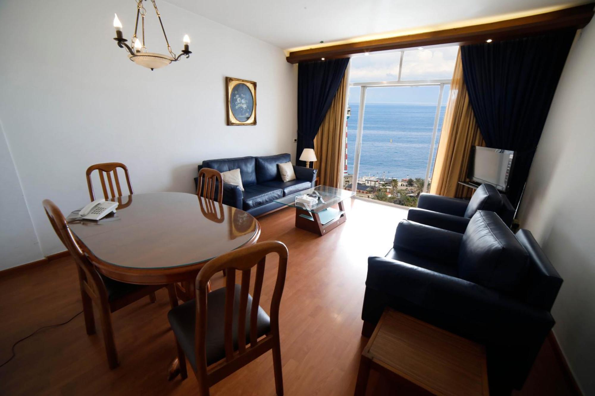 Holiday Home Suites Бейрут Екстериор снимка